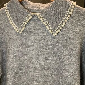 H&M Light Gray Sweater with Pearl Detail - S